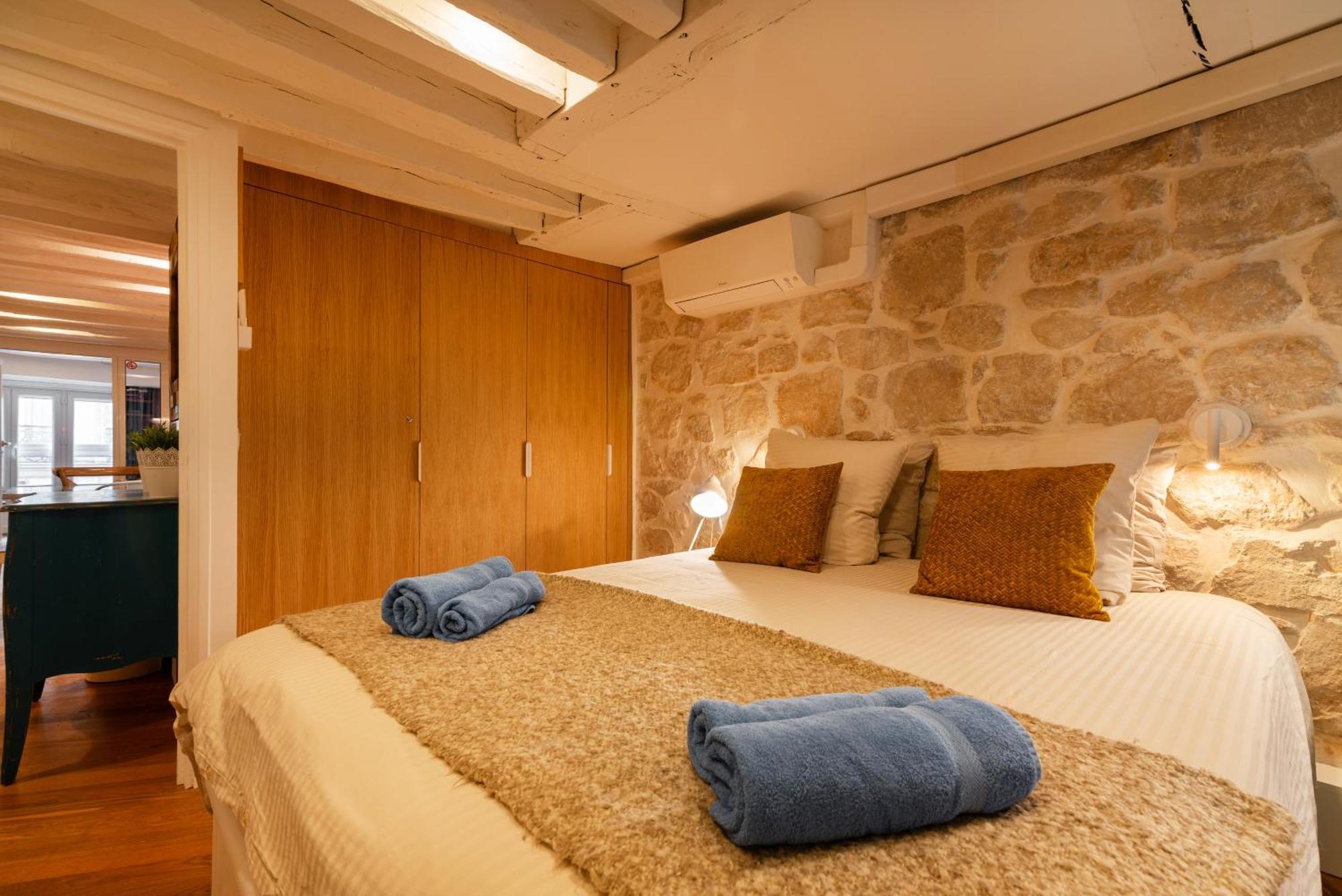 Appartement Champs Elysee Near President's Palace With And Ac